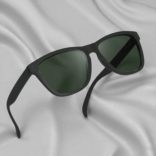 Specsnex x Catly | Cat-Eye Sunglasses | Black Rubber Coated TR90 Frame | Green 100% UV Lenses